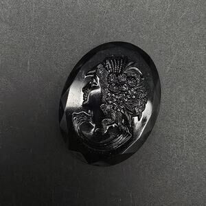 Black Czech Glass Cameo Brooch Vintage Made in Czechoslovakia Jewelry